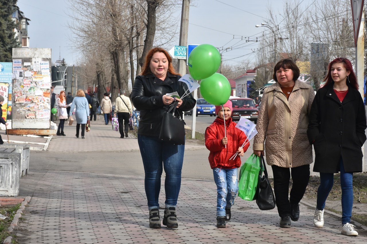 Население антрацита. Антрацит центр. Микрорайон в городе антрацит. Антрацит фото города сейчас. Антрацит 2012.